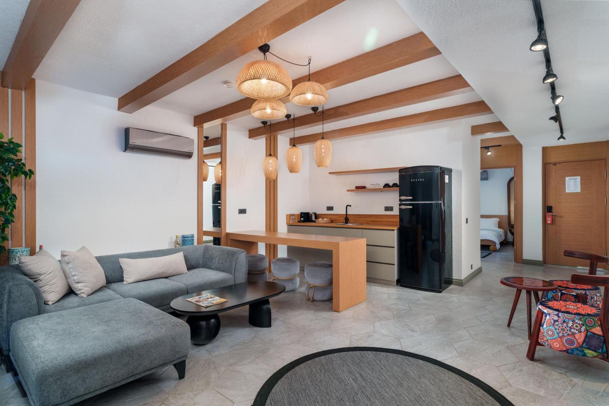 Lupia Suites Kalkan Buitenkant foto